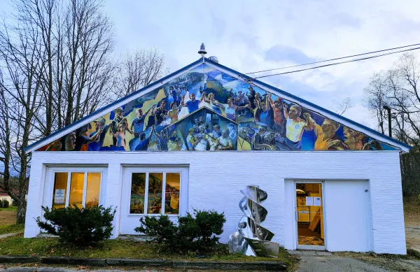 Local 14 Solidarity Hall Mural - Inside and Out